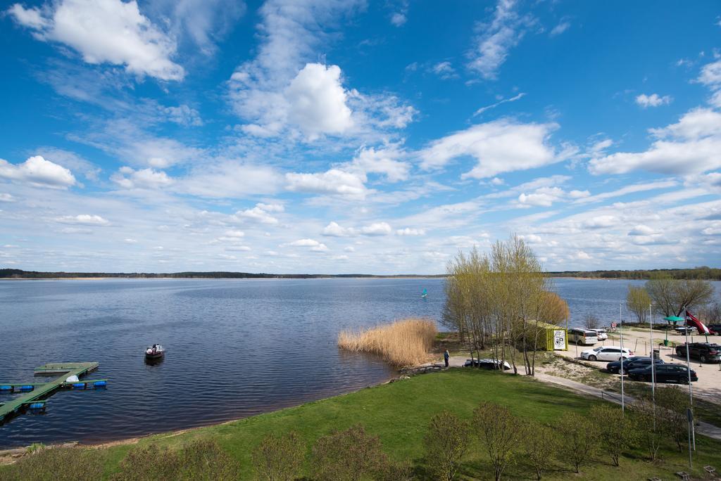 Hotel Mezaparks Riga Exteriör bild